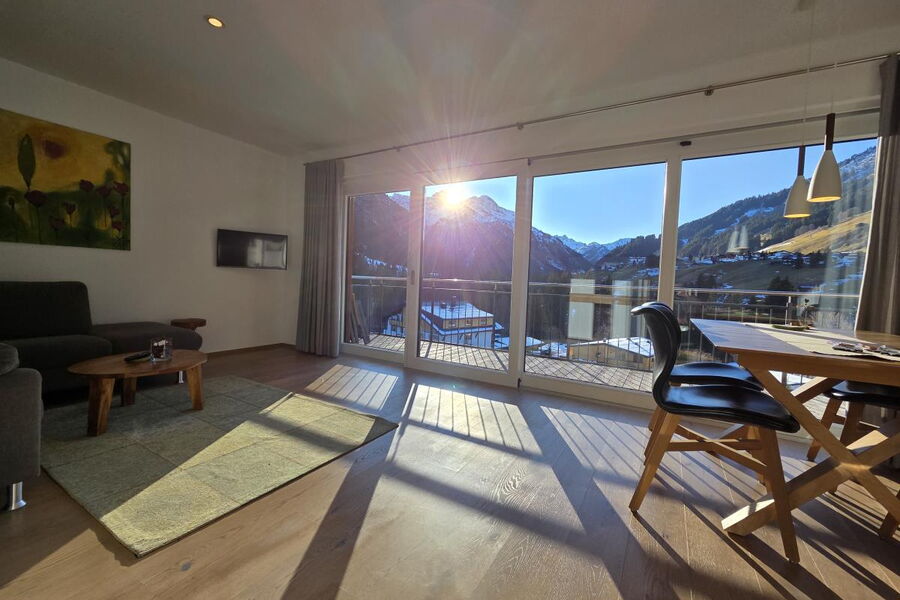 Sonnenbalkon-Luxuslodge "Bärenkopf"